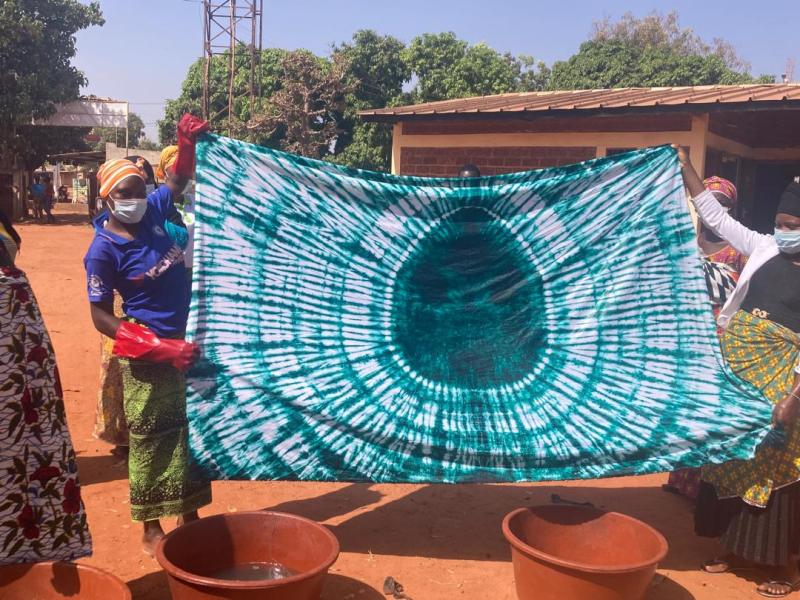 Votre don de vêtements ne développe pas l’ Afrique